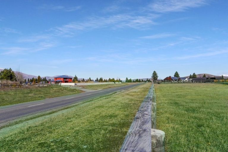 Photo of property in 2 Woodley Avenue, Twizel, 7999