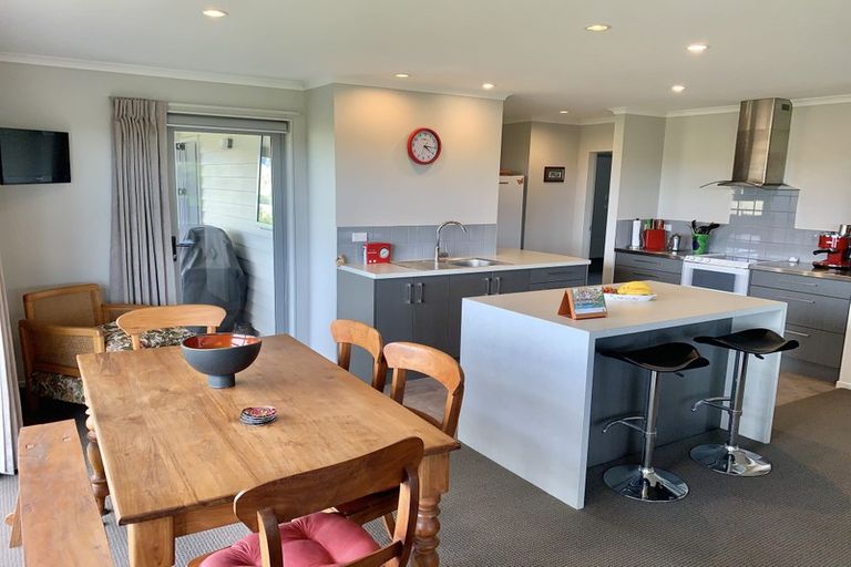 Photo of property in 41 Paul Faith Lane, Te Horo, Otaki, 5581