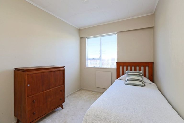 Photo of property in 1/1 Forward Street, Greenmeadows, Napier, 4112