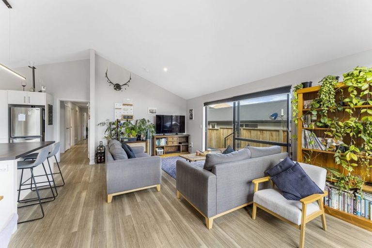 Photo of property in 72 Jack Hanley Drive, Jacks Point, Queenstown, 9371