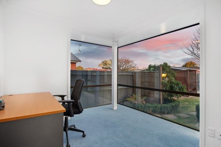 Photo of property in 15 Fairford Street, Bishopdale, Christchurch, 8053
