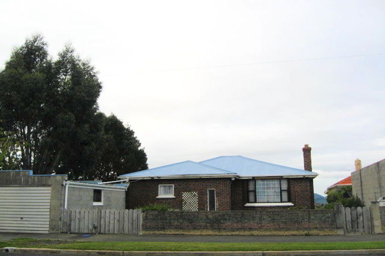 Photo of property in 35 Riselaw Road, Calton Hill, Dunedin, 9012