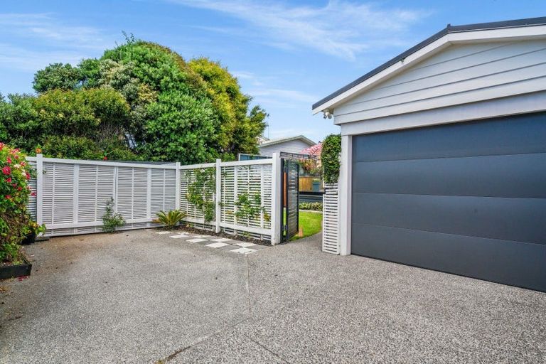 Photo of property in 932a Papamoa Beach Road, Papamoa Beach, Papamoa, 3118