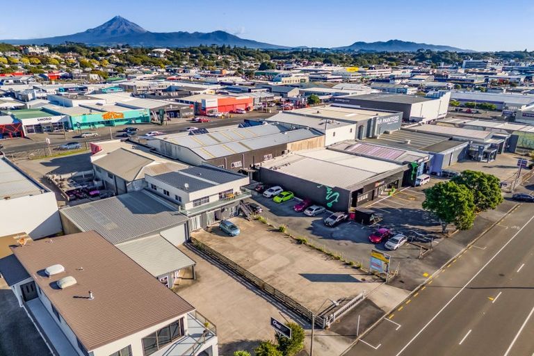 Photo of property in 138 Molesworth Street, New Plymouth, 4312