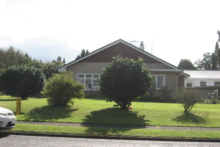 Photo of property in 5 Okoroire Street, Tirau, 3410