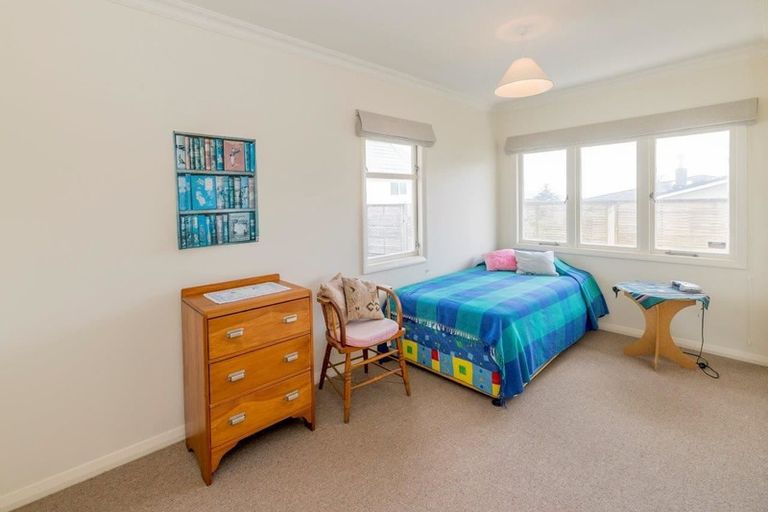 Photo of property in 12 Heperi Street, Waikanae Beach, Waikanae, 5036