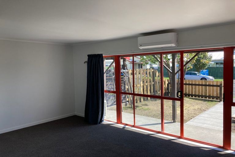 Photo of property in 621 Miller Street, Hastings, 4122