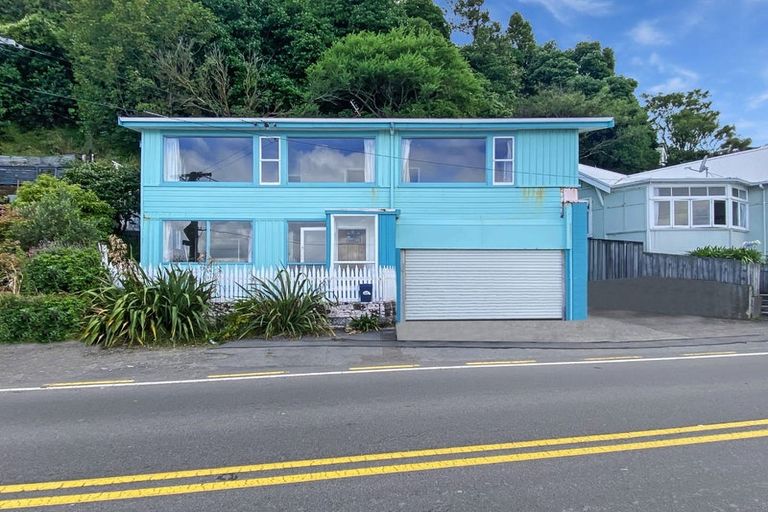 Photo of property in 609 Marine Drive, Days Bay, Lower Hutt, 5013