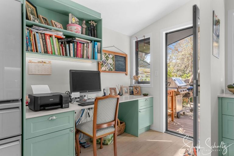 Photo of property in 6 The Strand, Whakapirau, Maungaturoto, 0583