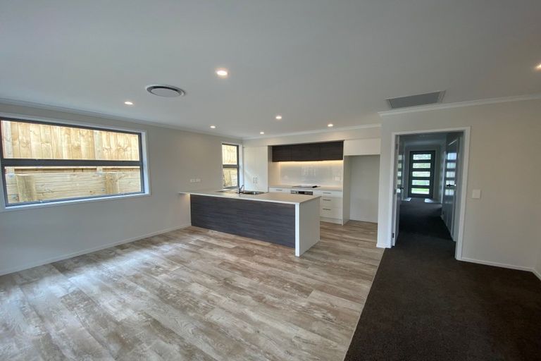 Photo of property in 16 Lily Way, Pyes Pa, Tauranga, 3112