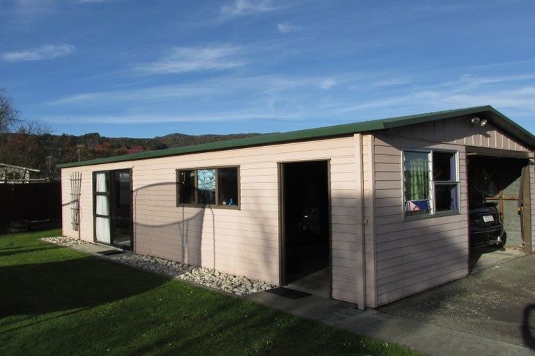 Photo of property in 9 Plaskett Street, Reefton, 7830