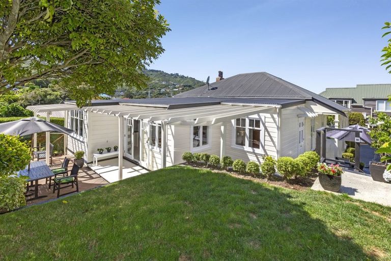 Photo of property in 2 Makererua Street, Ngaio, Wellington, 6035