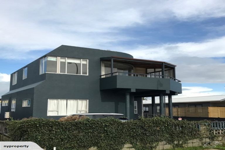 Photo of property in 588 Papamoa Beach Road, Papamoa Beach, Papamoa, 3118