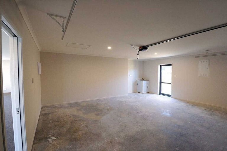 Photo of property in 12 Lambies Street, Marshland, Christchurch, 8083