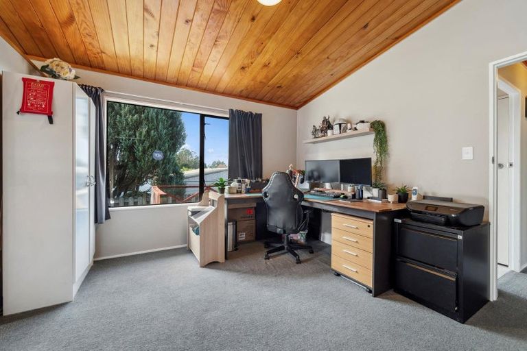 Photo of property in 25 Goldie Street, Pukehangi, Rotorua, 3015