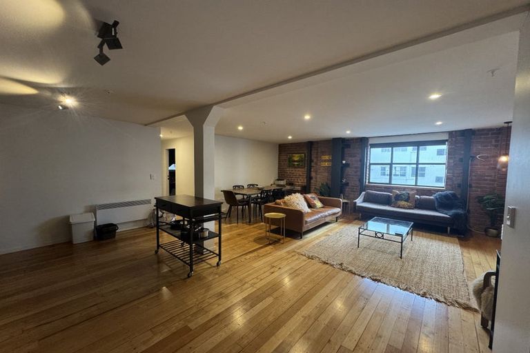 Photo of property in Bond Store Apartments, 8k Egmont Street, Te Aro, Wellington, 6011