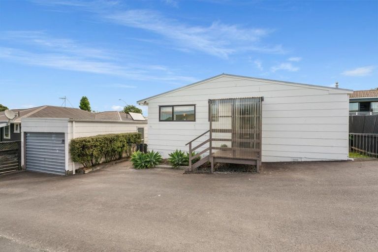 Photo of property in 19 Millers Road, Brookfield, Tauranga, 3110