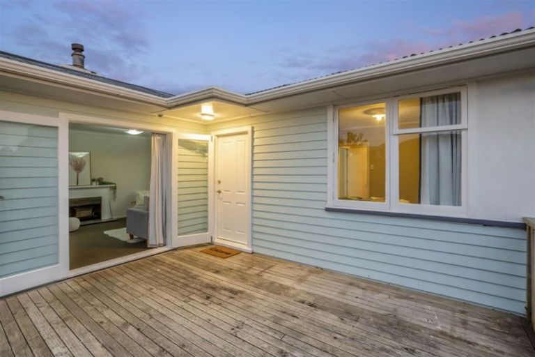 Photo of property in 143 Dimock Street, Titahi Bay, Porirua, 5022