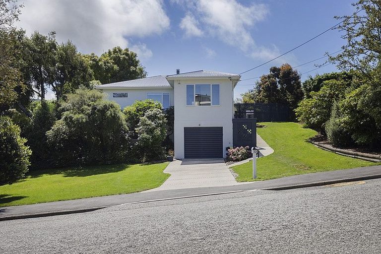 Photo of property in 13 Selwyn Street, South Hill, Oamaru, 9400