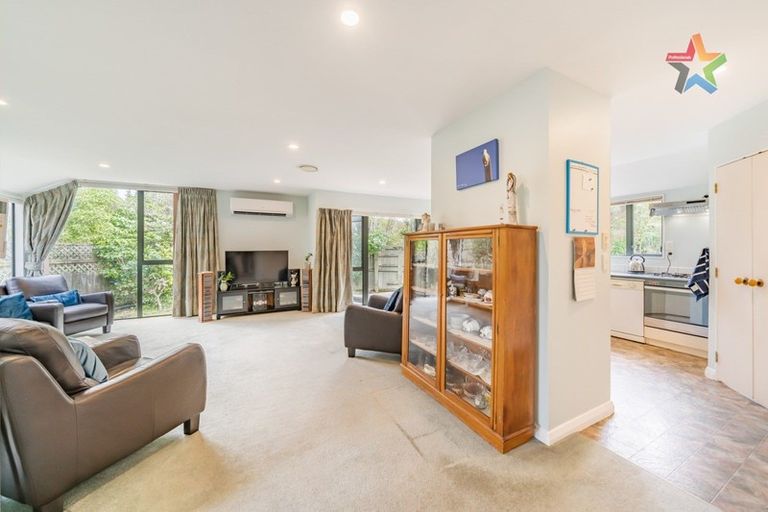 Photo of property in 21c Manuka Street, Stokes Valley, Lower Hutt, 5019