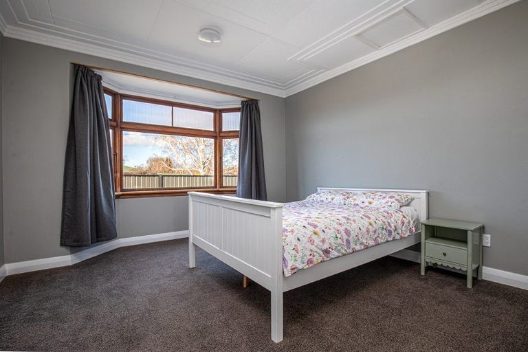 Photo of property in 1 Plunket Street, Omakau, 9376
