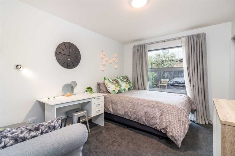 Photo of property in 108 Bryndwr Road, Bryndwr, Christchurch, 8052