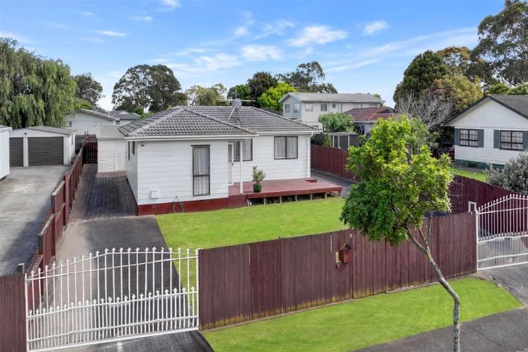 Photo of property in 5 Burundi Avenue, Clendon Park, Auckland, 2103
