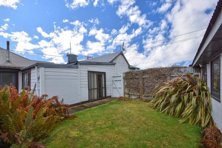 Photo of property in 76 Wesley Street, South Dunedin, Dunedin, 9012