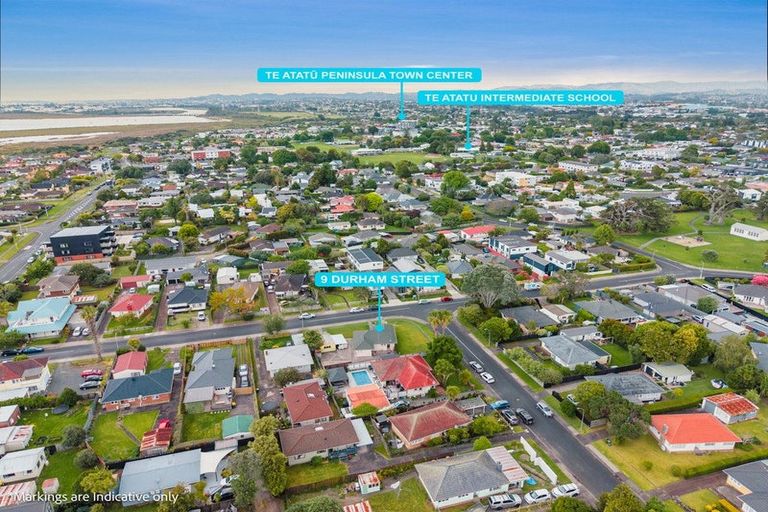 Photo of property in 9 Durham Street, Te Atatu Peninsula, Auckland, 0610