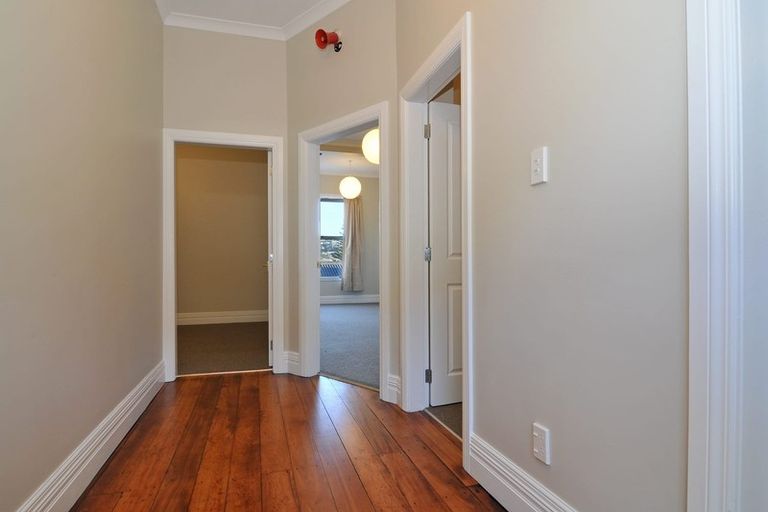 Photo of property in 4/112 Austin Street, Mount Victoria, Wellington, 6011