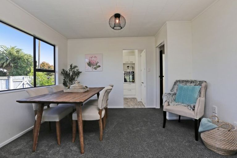 Photo of property in 1/800 Miller Street, Hastings, 4122