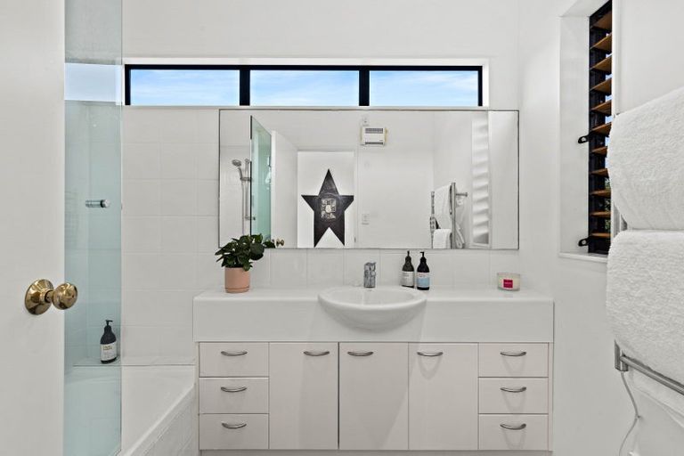 Photo of property in 177 Omaha Drive, Omaha, 0986