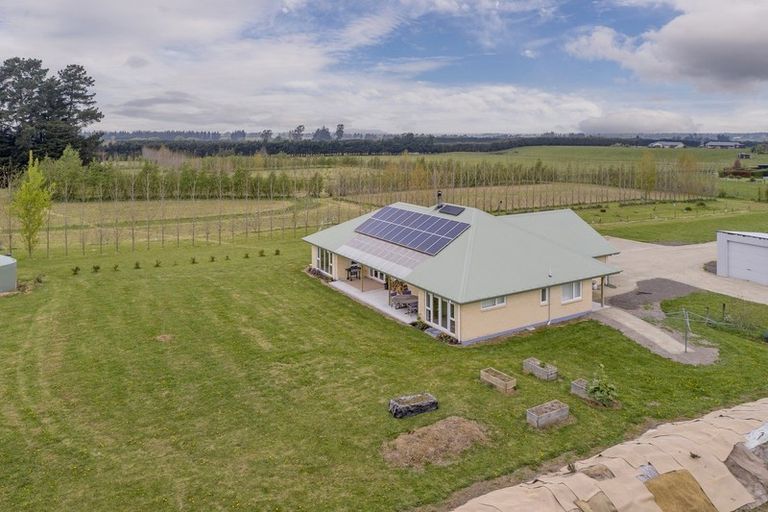 Photo of property in 120 Davis Road, Cust, Rangiora, 7471