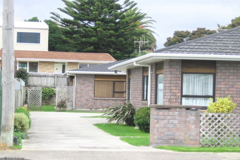 Photo of property in 57 Seaview Road, Paraparaumu Beach, Paraparaumu, 5032