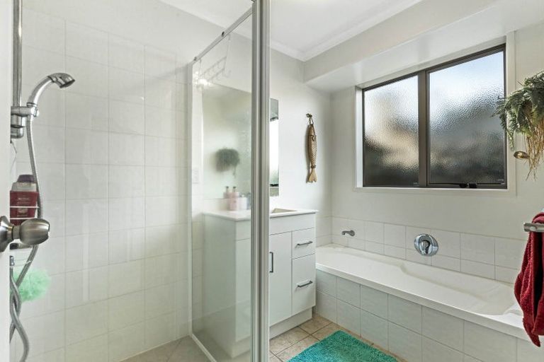 Photo of property in 82 Huntington Drive, Huntington, Hamilton, 3210