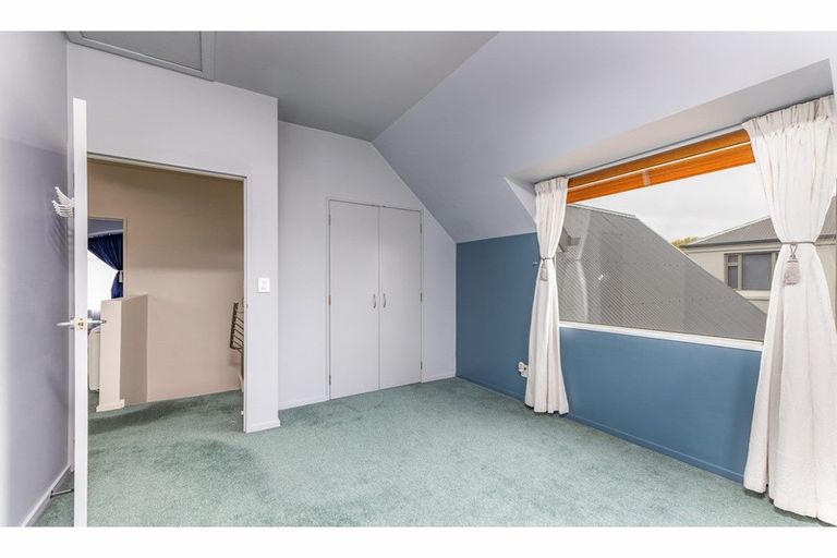 Photo of property in 28 Brockworth Place, Riccarton, Christchurch, 8011