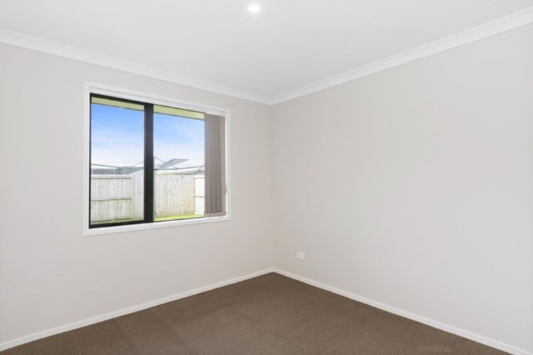 Photo of property in 19 Batty Street, Papamoa Beach, Papamoa, 3118