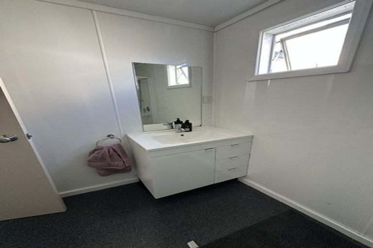 Photo of property in 8 Hyde Street, North Dunedin, Dunedin, 9016