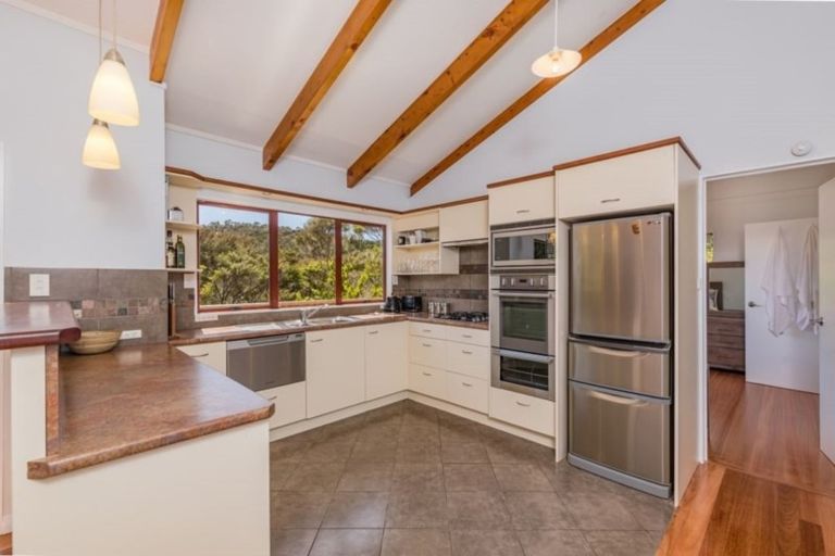 Photo of property in 11 Ward Drive, Opua, 0200
