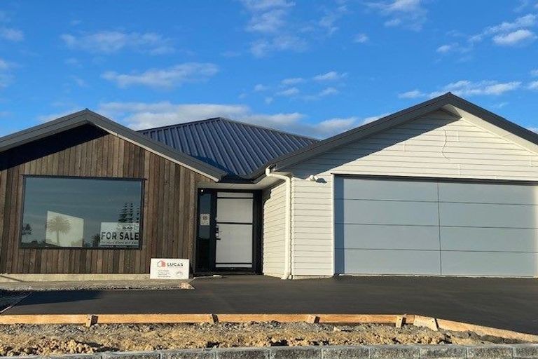 Photo of property in 27 Angiangi Crescent, Beachlands, Auckland, 2018