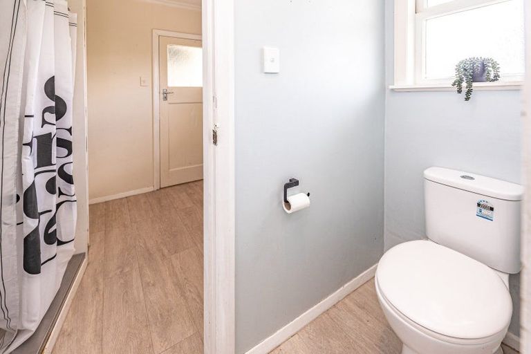 Photo of property in 64 Purnell Street, College Estate, Whanganui, 4500