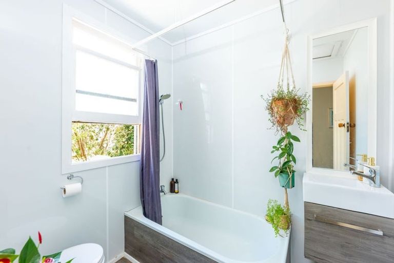 Photo of property in 57 Parnell Street, Rawene, Kaikohe, 0473