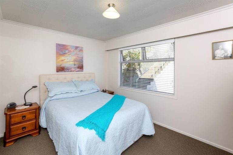 Photo of property in 14 South Road, Moturoa, New Plymouth, 4310