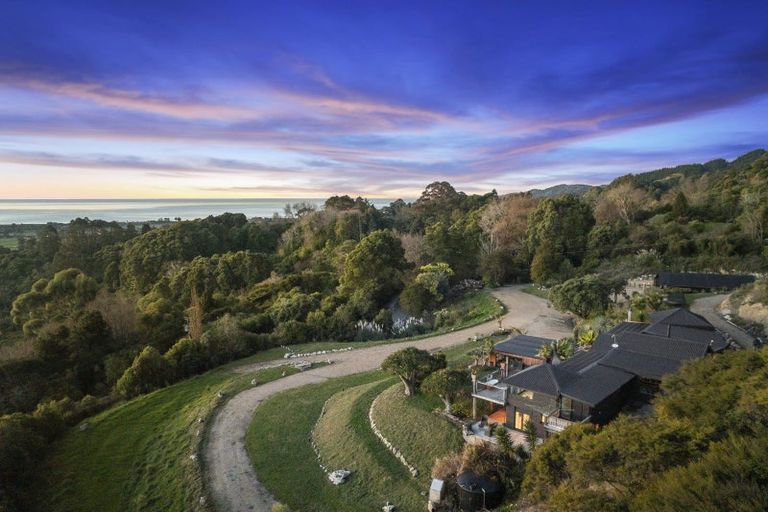 Photo of property in 141 Rocklands Road, Clifton, Takaka, 7183