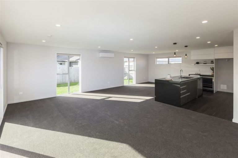 Photo of property in 6 Kingsbridge West, Burwood, Christchurch, 8083