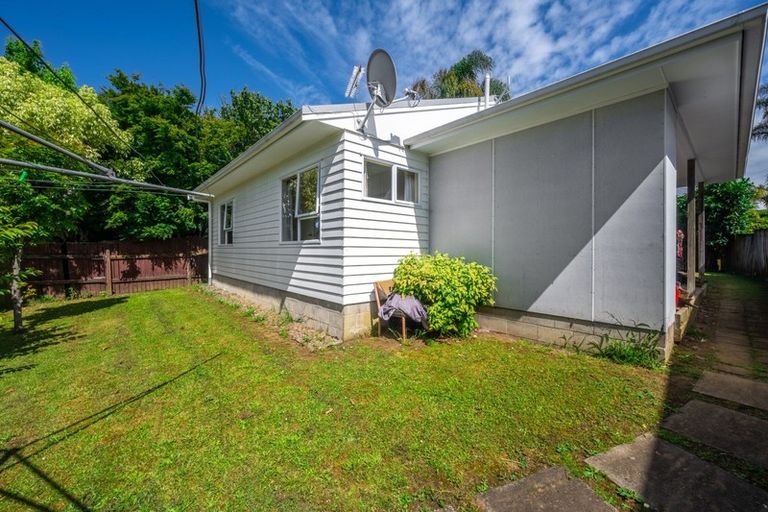 Photo of property in 81 Ennis Avenue, Pakuranga Heights, Auckland, 2010