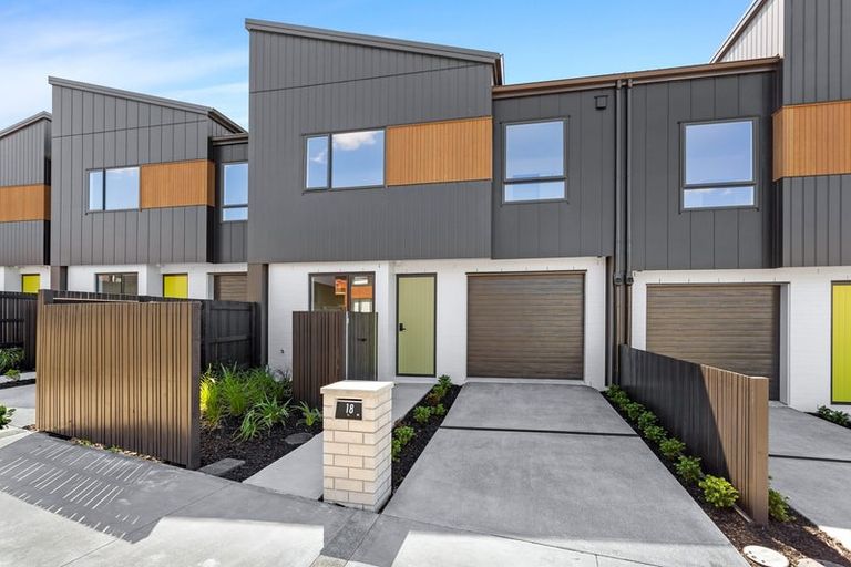 Photo of property in 18 Hema Road, Hobsonville, Auckland, 0616