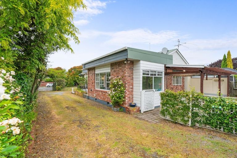 Photo of property in 273 Ilam Road, Burnside, Christchurch, 8053