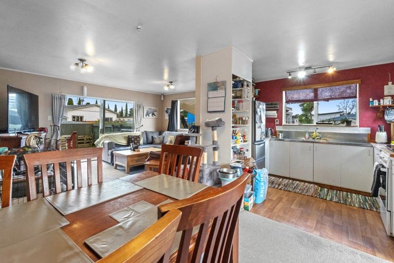 Photo of property in 2b Wall Street, Nawton, Hamilton, 3200