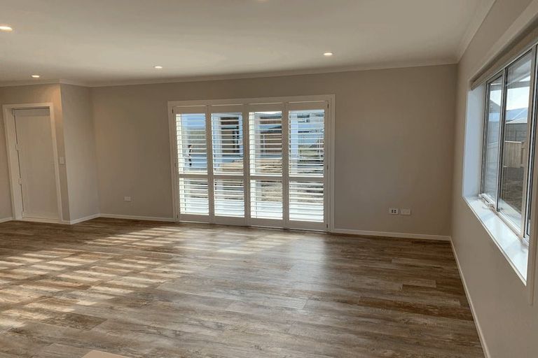 Photo of property in 6 Snappers Lane, Foxton Beach, Foxton, 4815